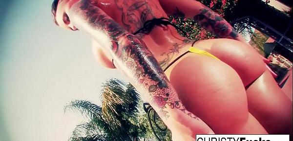  Christy Mack shows off her body